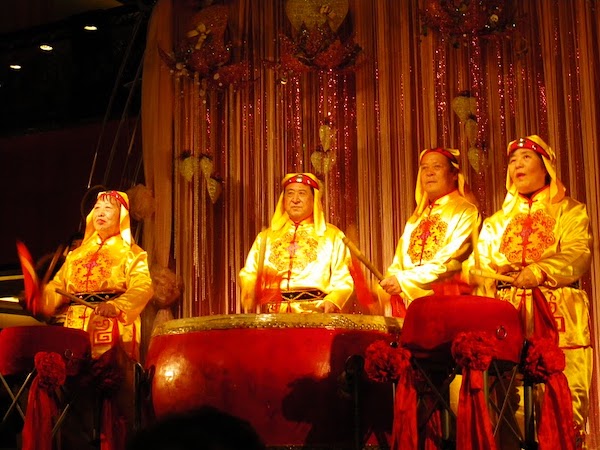 Noisy drums at the closing ceremony